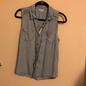 Sleeveless Chambray Splendid Top